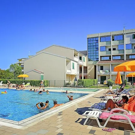 דירה Villaggio Luna 2 Holiday In קאורלה